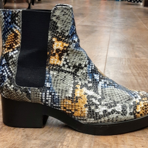 Jeffery Campbell boots - Picture 5 of 7